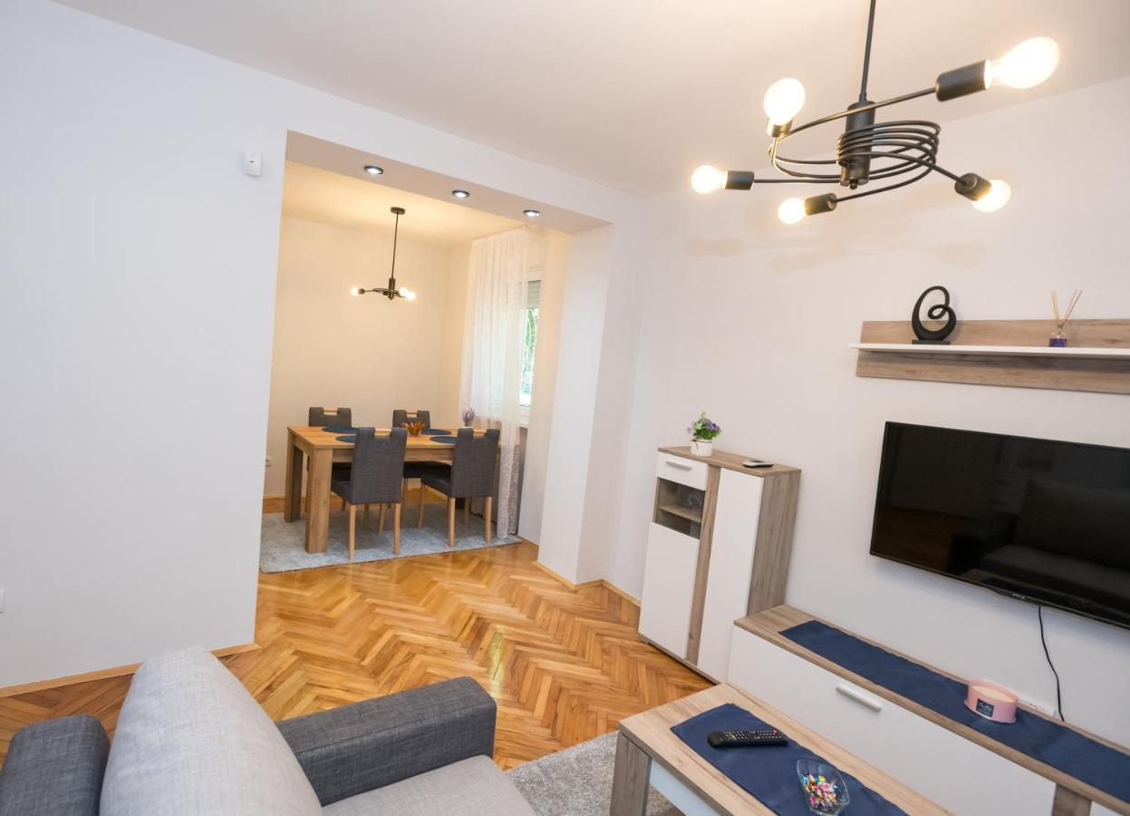 Apartman Studio Blue Subotica Esterno foto