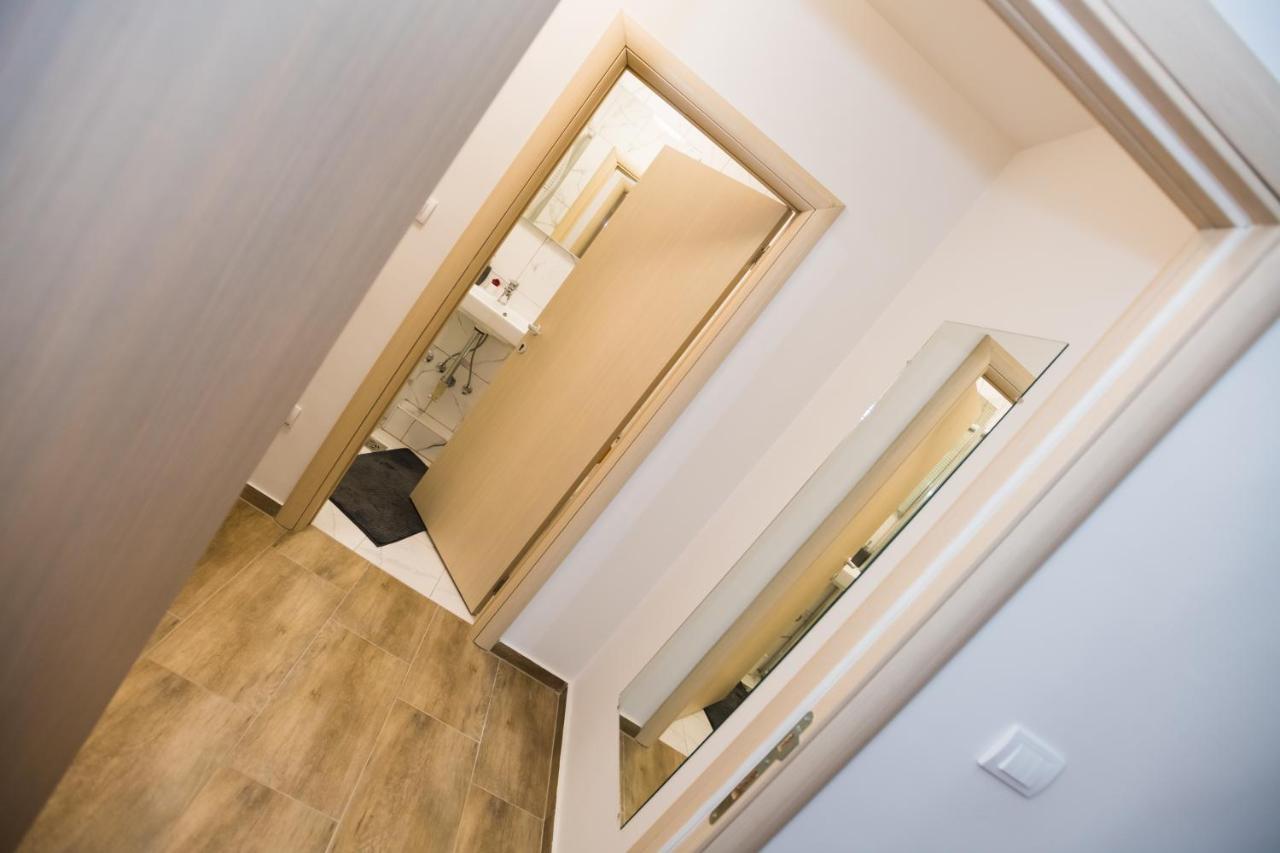 Apartman Studio Blue Subotica Esterno foto