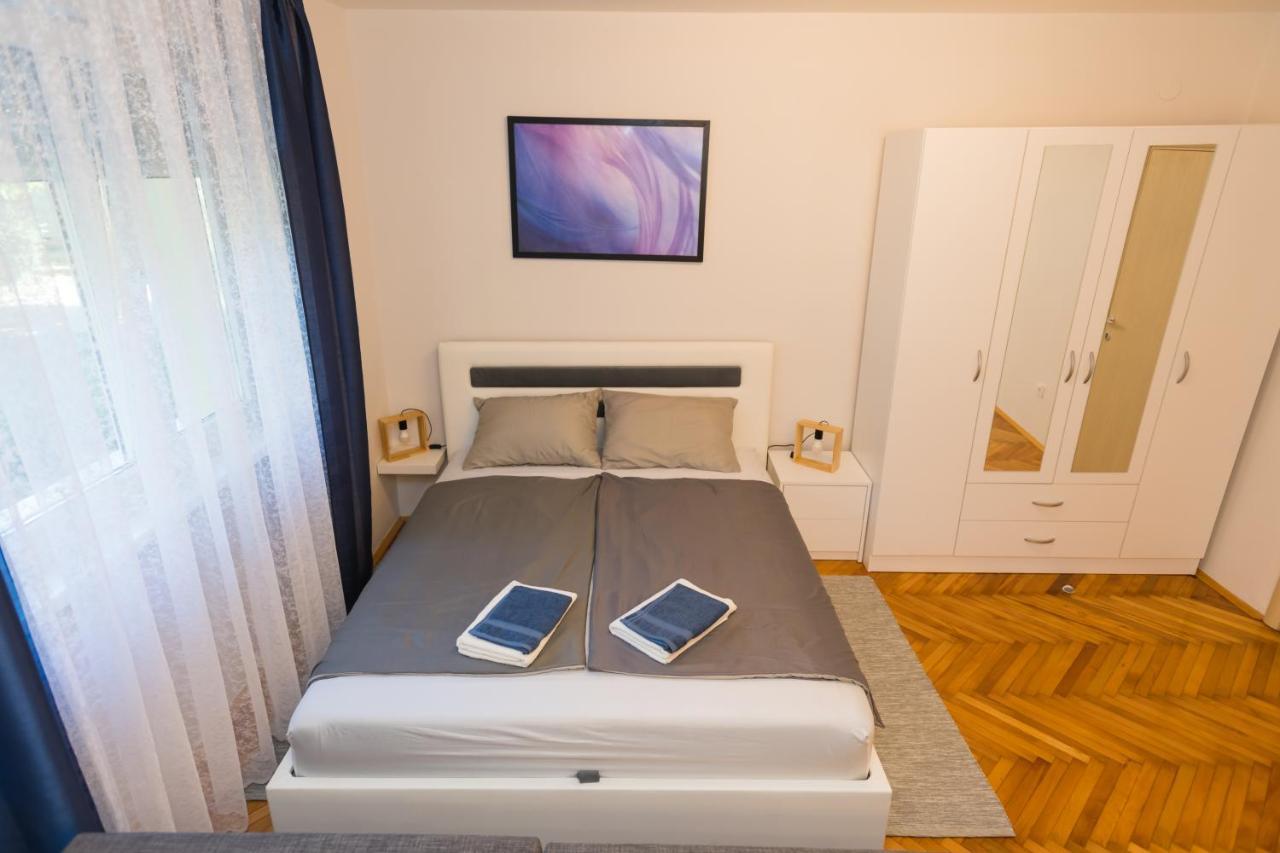 Apartman Studio Blue Subotica Esterno foto