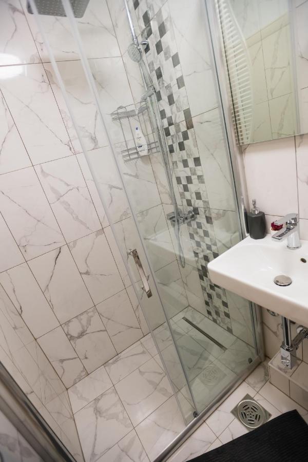 Apartman Studio Blue Subotica Esterno foto