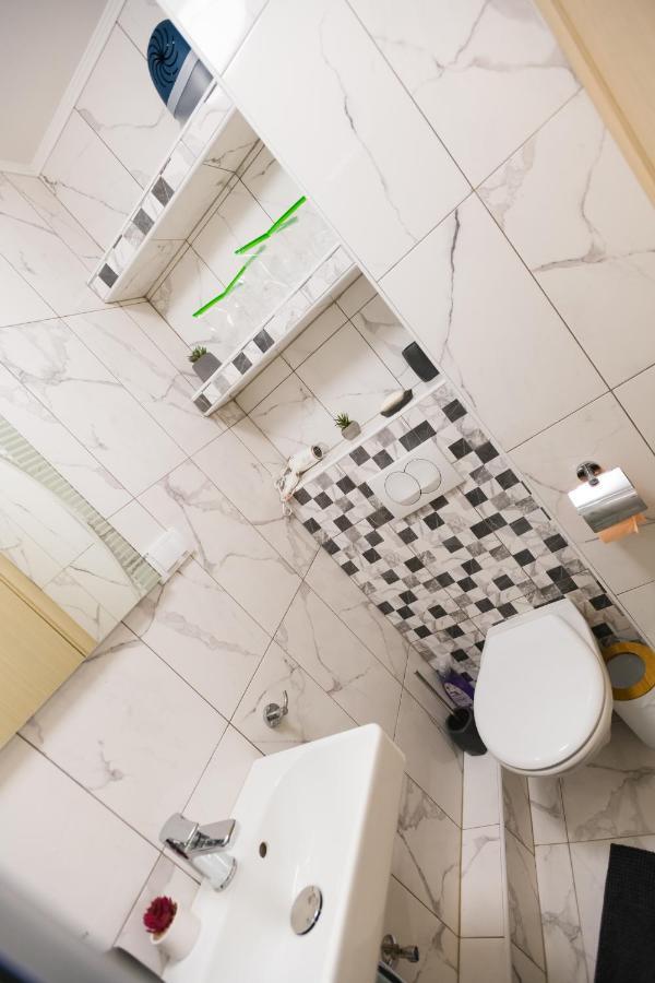 Apartman Studio Blue Subotica Esterno foto